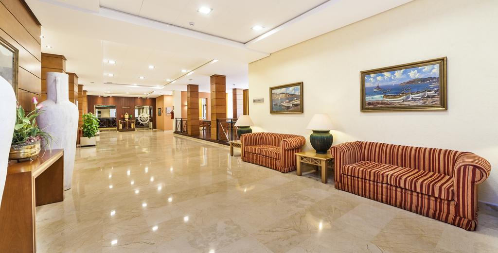 Globales Almirante Farragut Cala'N Blanes (Menorca) Exterior foto