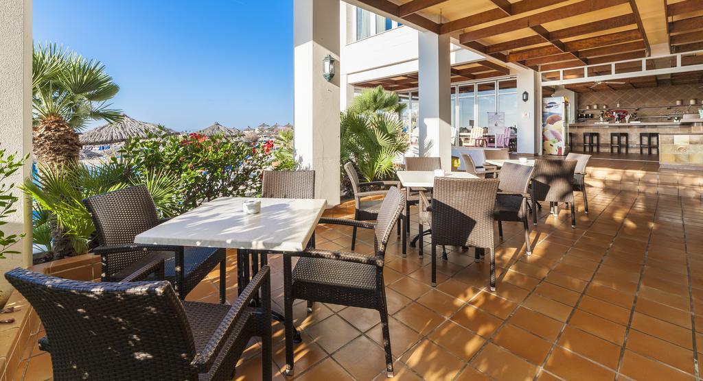 Globales Almirante Farragut Cala'N Blanes (Menorca) Exterior foto