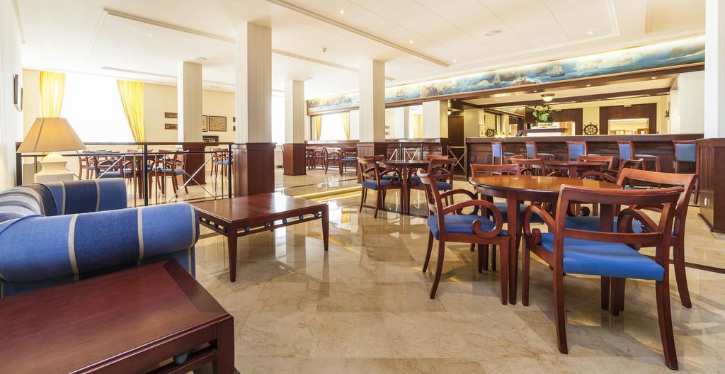 Globales Almirante Farragut Cala'N Blanes (Menorca) Exterior foto