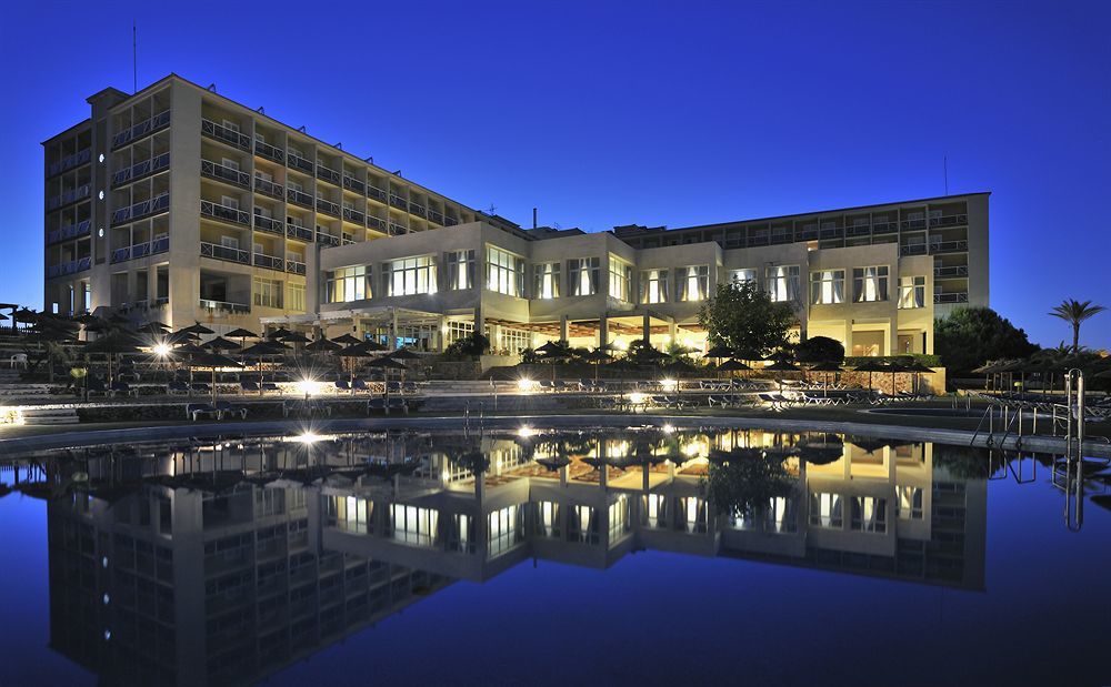Globales Almirante Farragut Cala'N Blanes (Menorca) Exterior foto